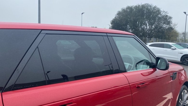 Land Rover Range Rover Sport 3.0 P460e Dynamic SE 5dr Auto Estate